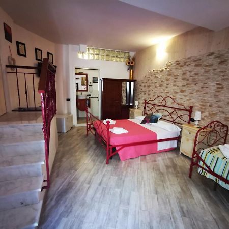 Michela Rooms Riomaggiore Exterior photo