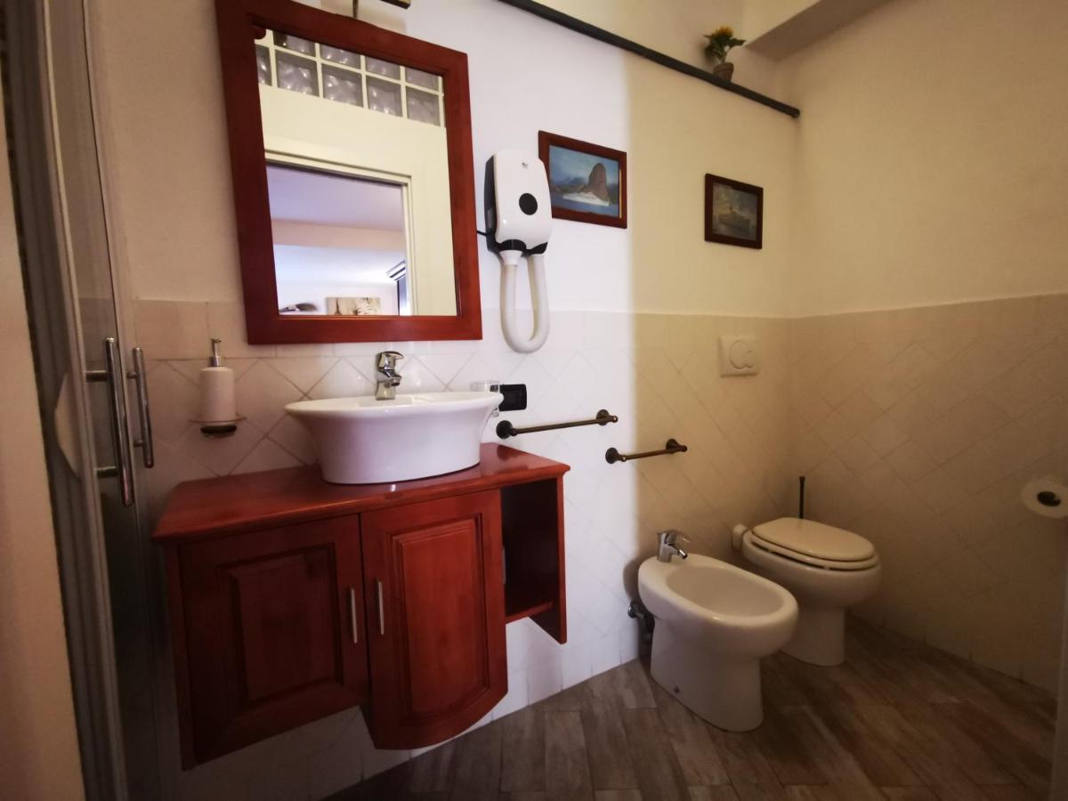 Michela Rooms Riomaggiore Exterior photo