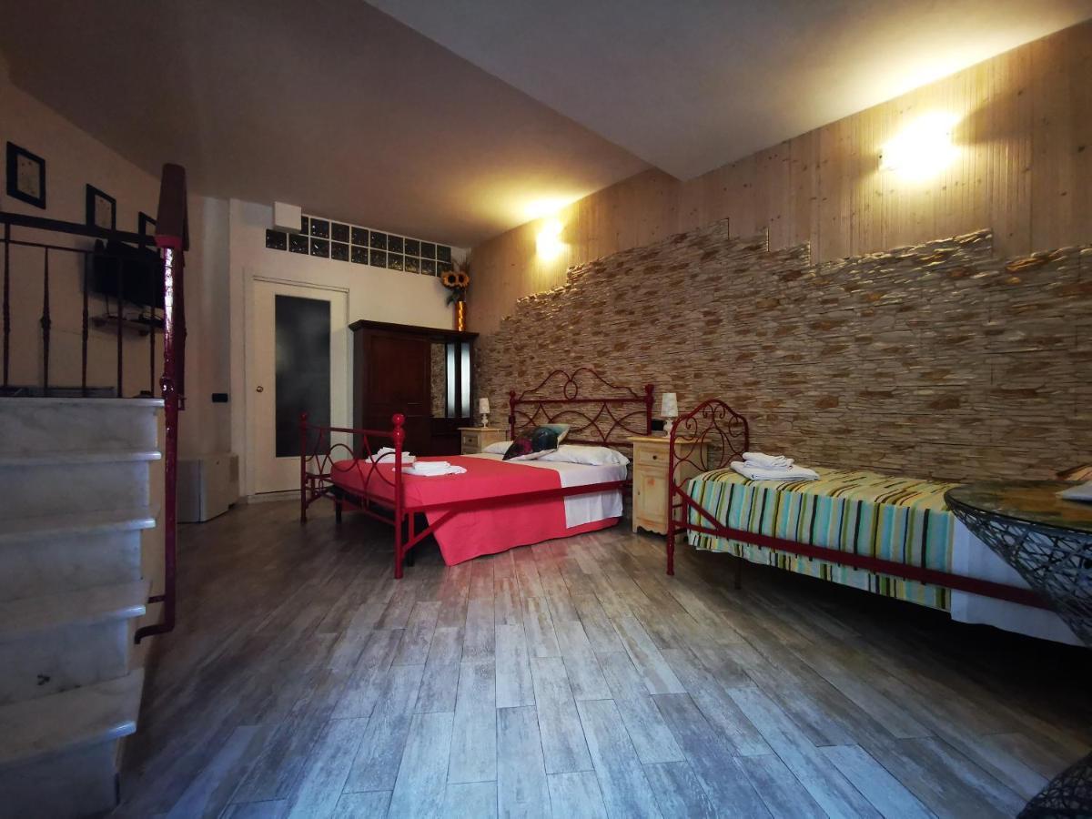 Michela Rooms Riomaggiore Exterior photo