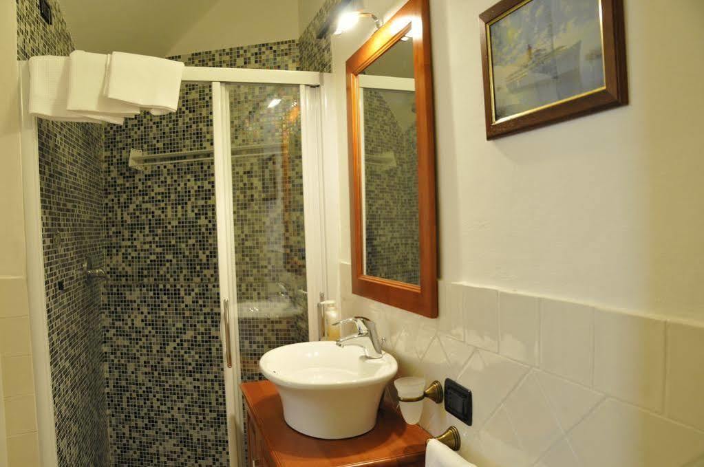 Michela Rooms Riomaggiore Exterior photo
